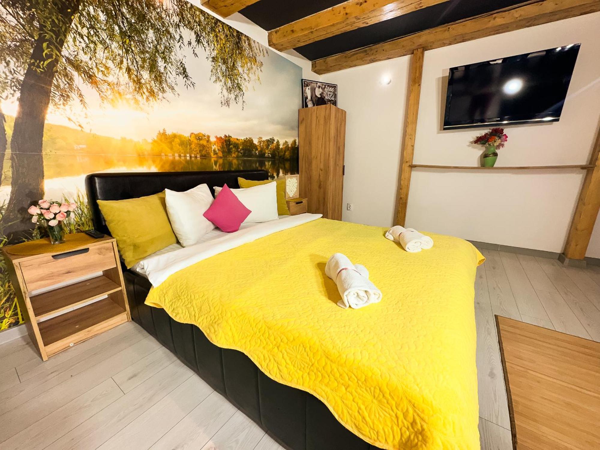 Venus Central Lux Studio Craiova Eksteriør billede